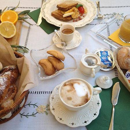 Santa Caterina Da Siena B&B CTA Eksteriør billede