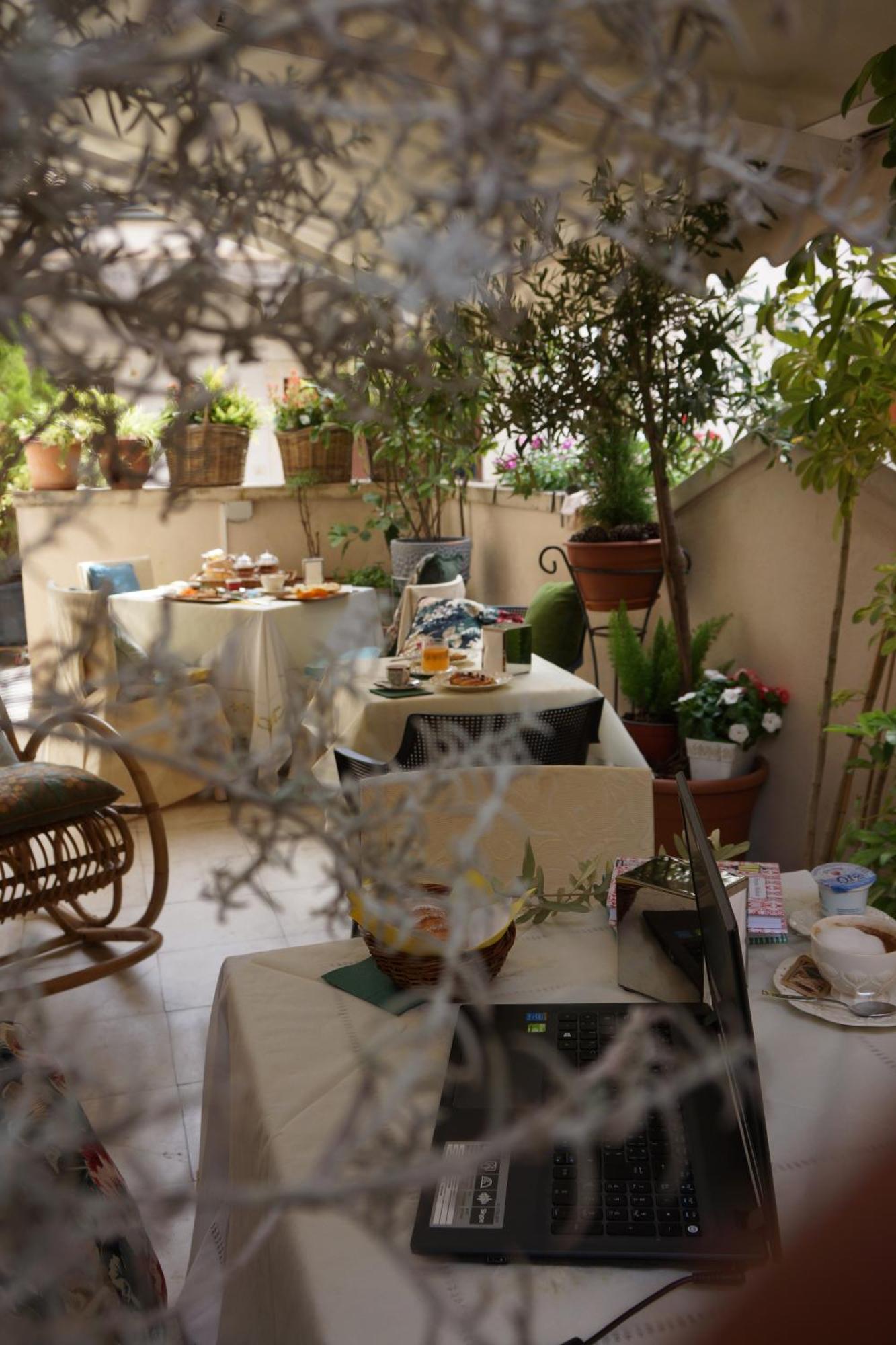 Santa Caterina Da Siena B&B CTA Eksteriør billede